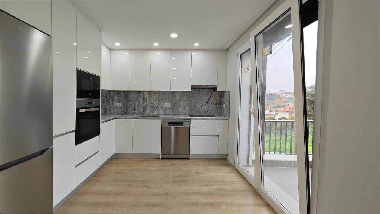 Moradia T3 para Venda em Eiras e São Paulo de Frades Foto 5