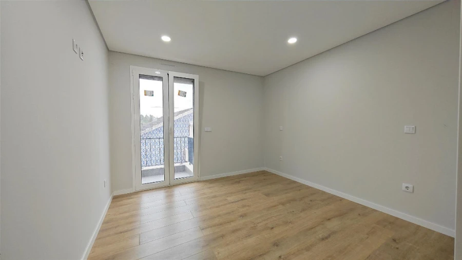 Moradia T3 para Venda em Eiras e São Paulo de Frades Foto 17