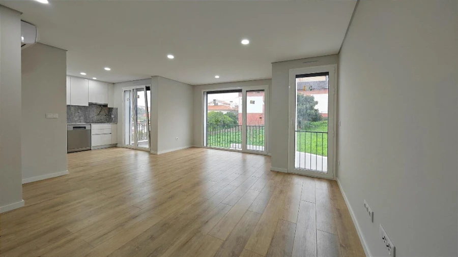 Moradia T3 para Venda em Eiras e São Paulo de Frades Foto 4