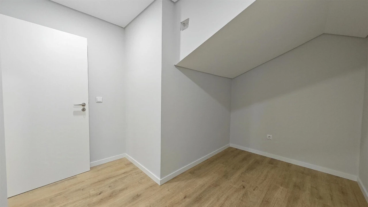 Moradia T3 para Venda em Eiras e São Paulo de Frades Foto 15