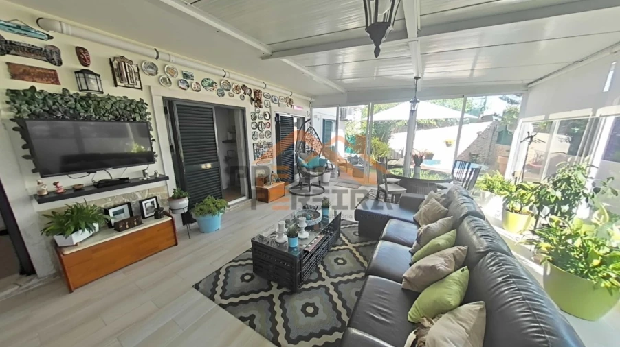 Moradia T3 para Venda em Pontinha e Famões Foto 5