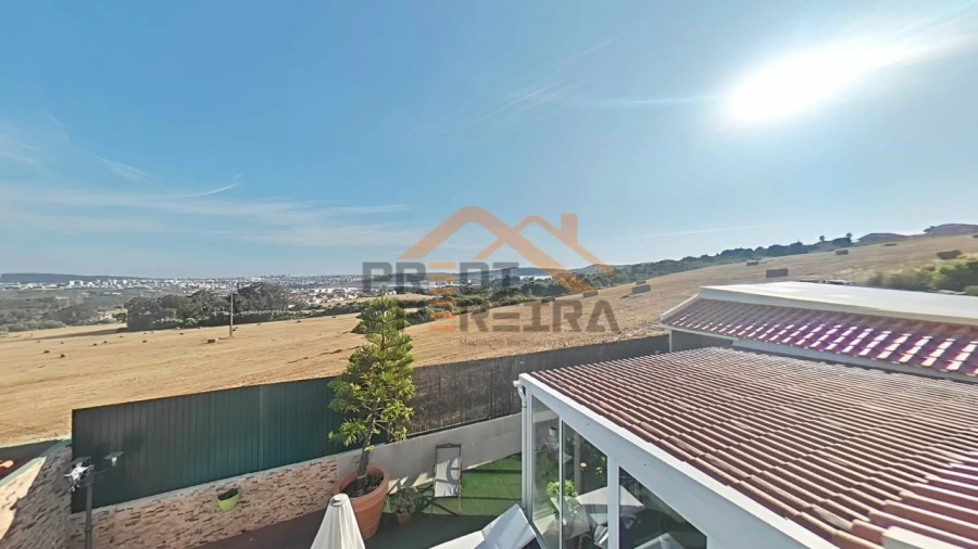 Moradia T3 para Venda em Pontinha e Famões Foto 63