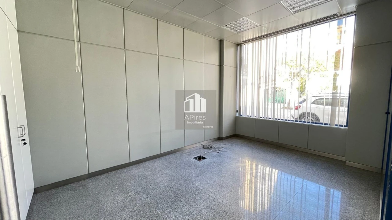 Loja para Venda em Costa da Caparica Foto 6