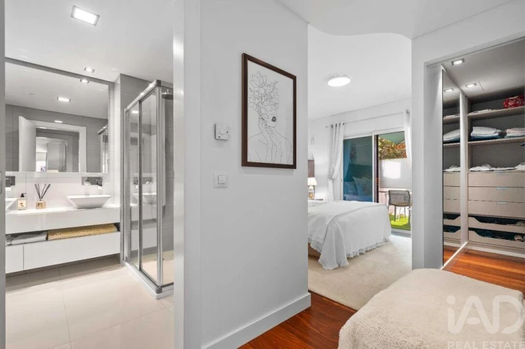 Apartamento T2 para Venda em Funchal (Santa Maria Maior) Foto 4