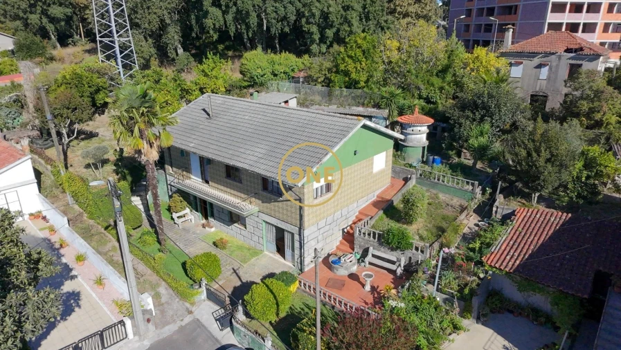 Moradia T3 para Venda em Vila Nova de Famalicão e Calendário Foto 1