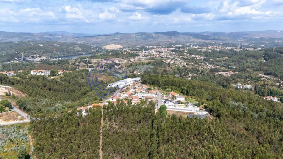 Terreno para Venda em Sandim, Olival, Lever e Crestuma Foto 6