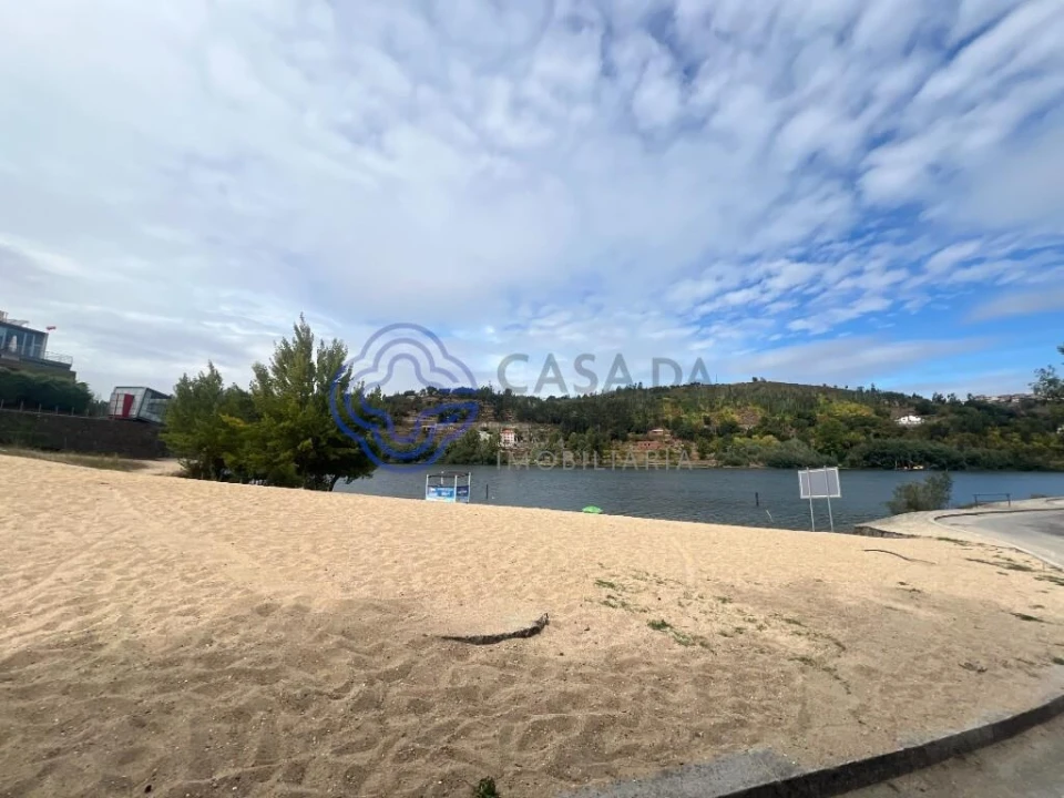 Terreno para Venda em Sandim, Olival, Lever e Crestuma Foto 13