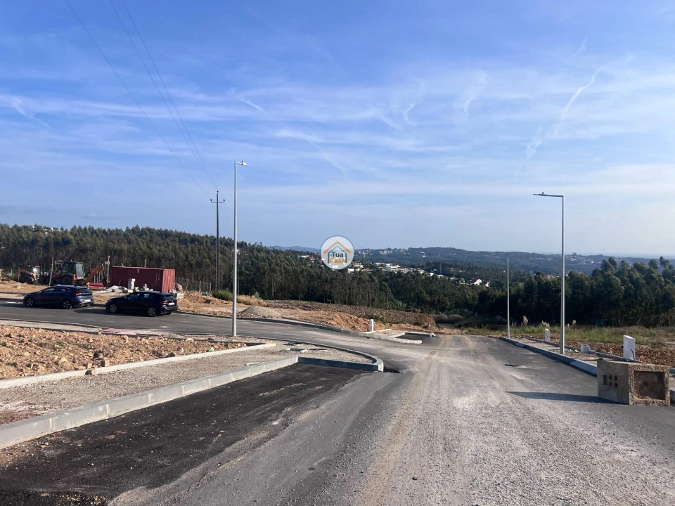 Terreno para Venda em Escapães Foto 13