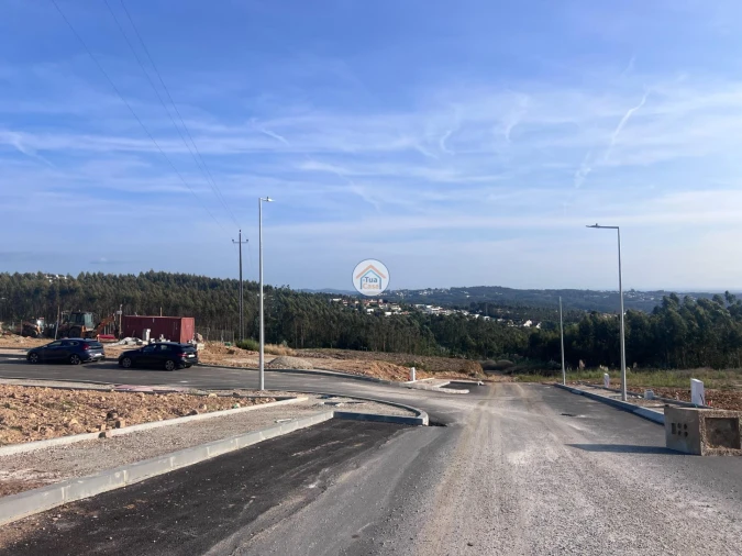 Terreno para Venda em Escapães Foto 14