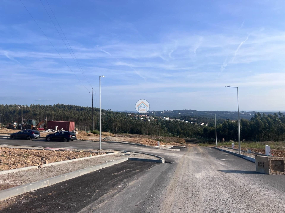 Terreno para Venda em Escapães Foto 14