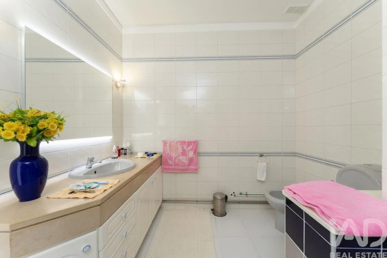 Moradia T4 para Venda em Marinha Grande Foto 20