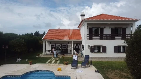 Moradia T4 para Venda em Silveira