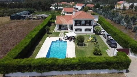 Moradia T4 para Venda em Silveira