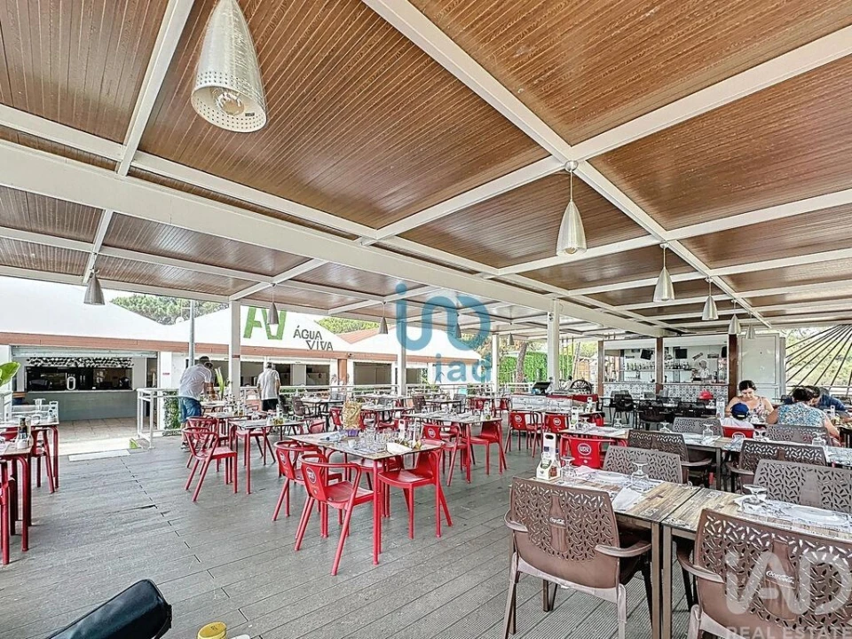 Loja para Venda em Tavira (Santa Maria e Santiago) Foto 1