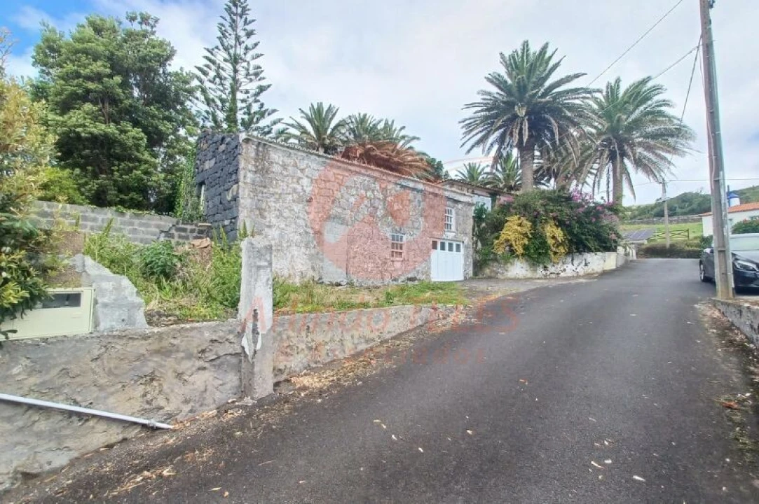 Moradia T2 para Venda em Rosais Foto 1