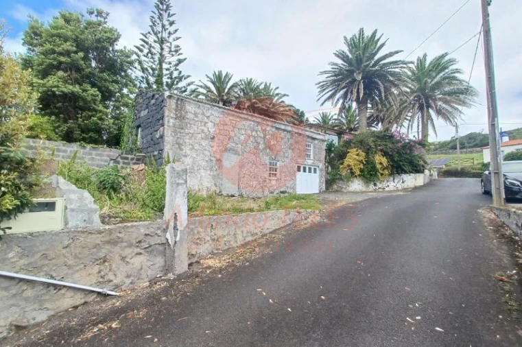 Moradia T2 para Venda em Rosais Foto 1