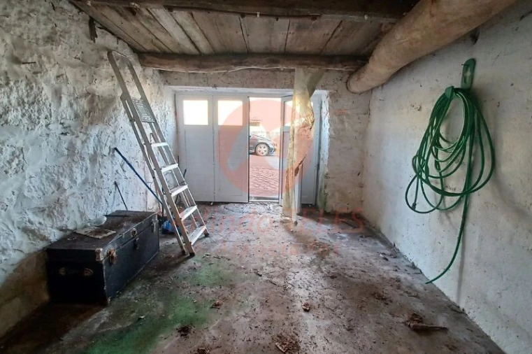 Moradia T2 para Venda em Rosais Foto 6