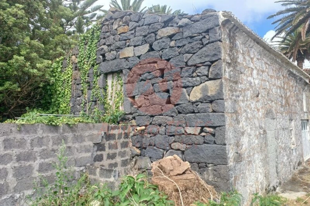 Moradia T2 para Venda em Rosais Foto 2