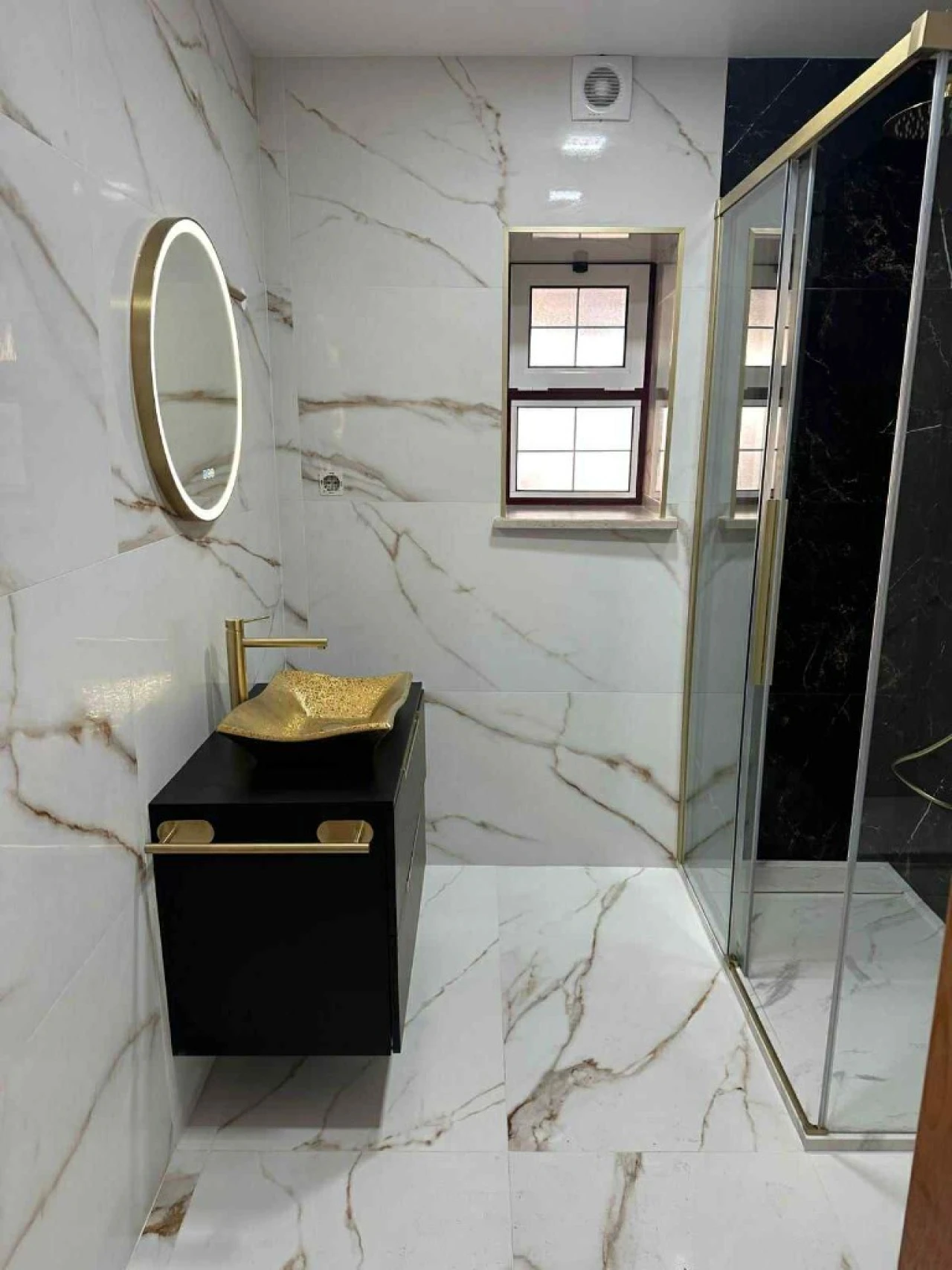 Moradia T2 para Venda em Nossa Senhora do Pranto Foto 3