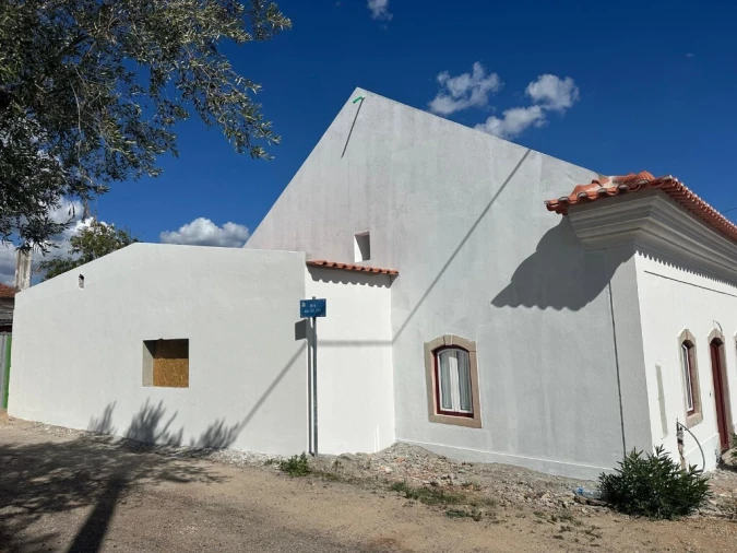 Moradia T2 para Venda em Nossa Senhora do Pranto Foto 3