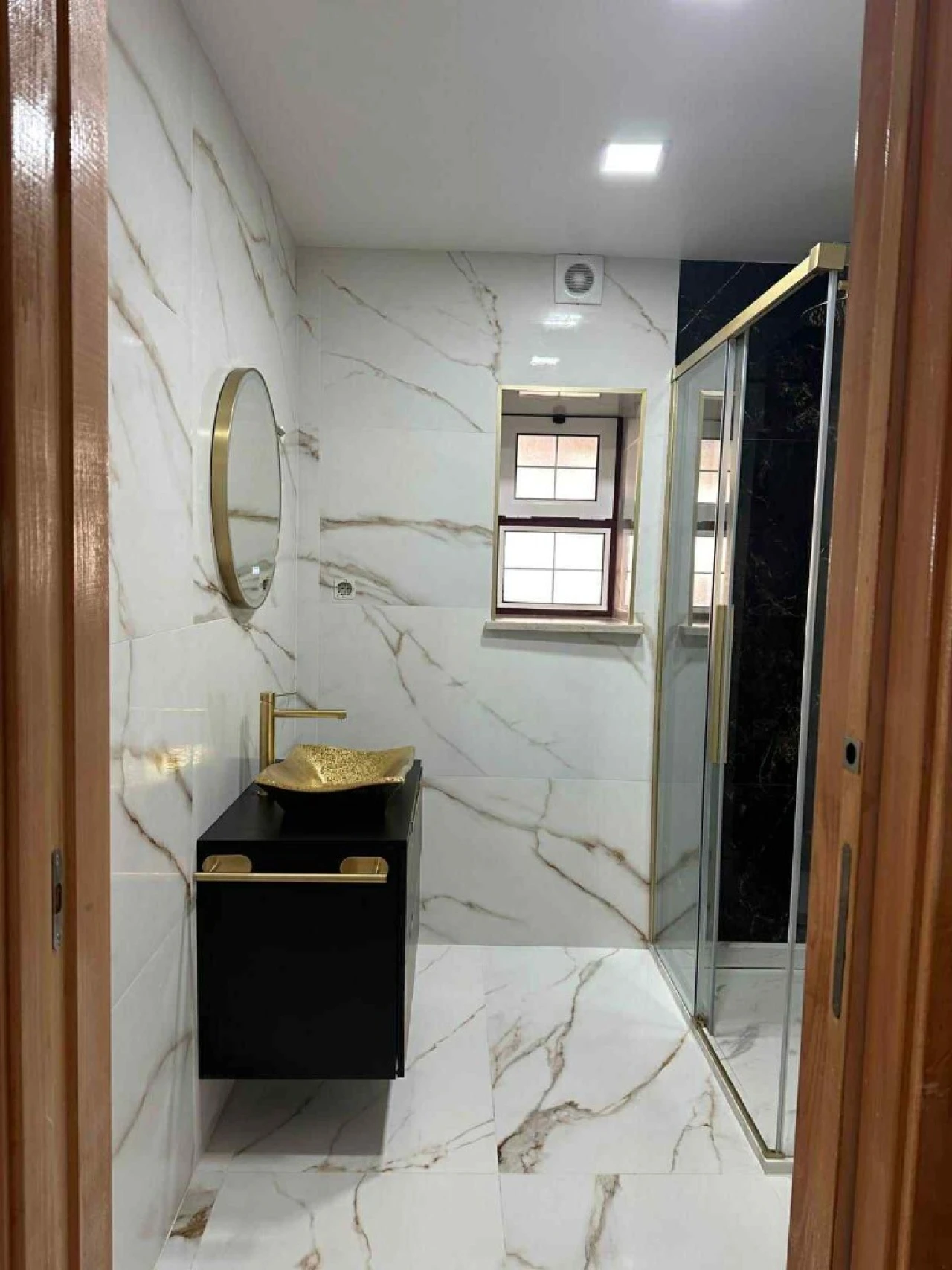 Moradia T2 para Venda em Nossa Senhora do Pranto Foto 6