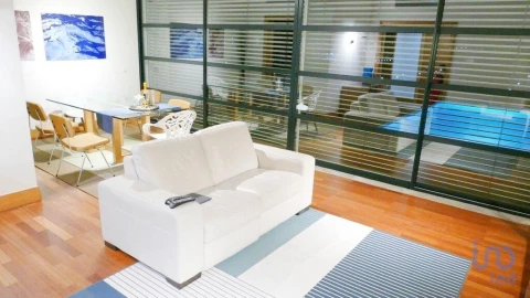 Apartamento T2 para Venda em Olivais