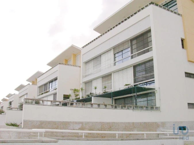 Apartamento T2 para Venda em Olivais Foto 4