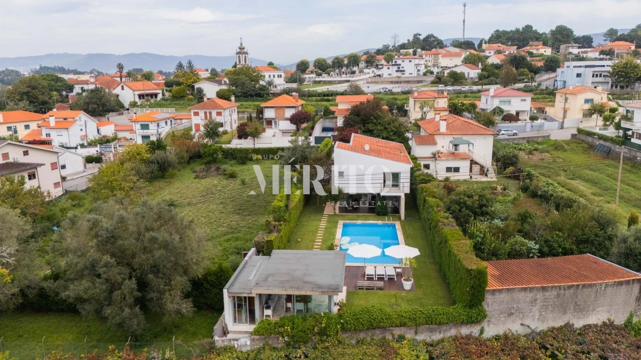 Moradia T3 para Venda em Forjães Foto 34