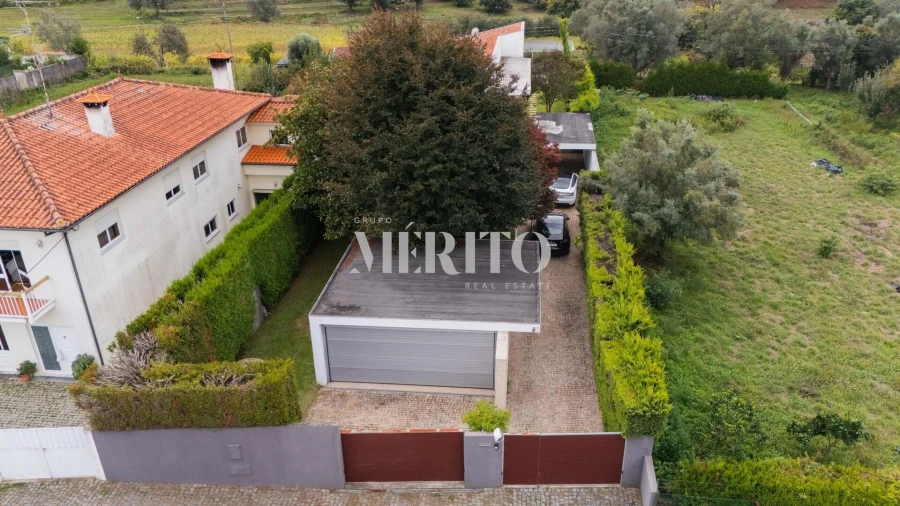 Moradia T3 para Venda em Forjães Foto 35