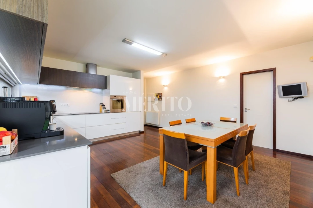 Moradia T3 para Venda em Forjães Foto 8