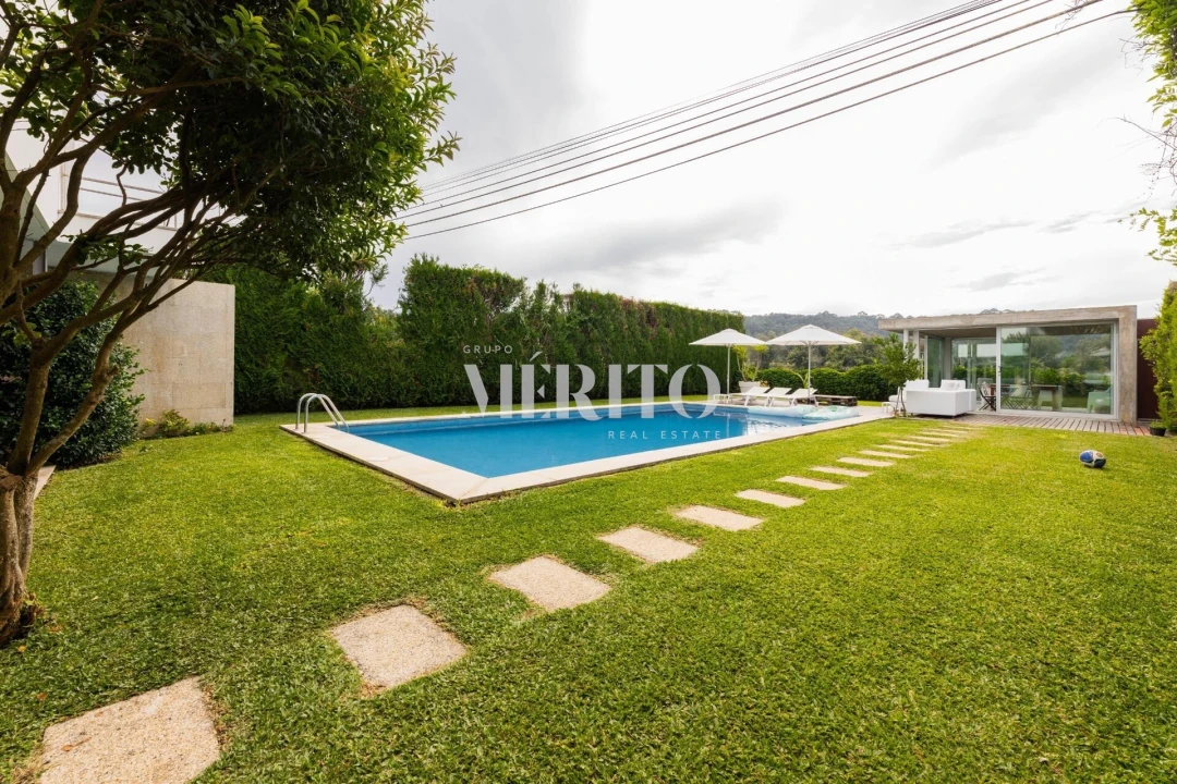 Moradia T3 para Venda em Forjães Foto 24