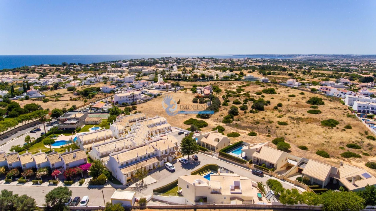 Moradia T5 para Venda em Albufeira e Olhos de Água Foto 11