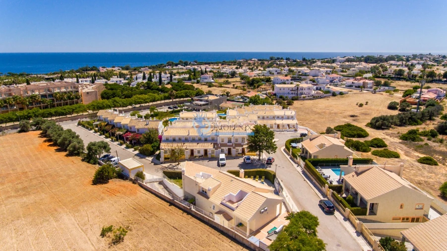 Moradia T5 para Venda em Albufeira e Olhos de Água Foto 4