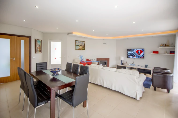 Moradia T5 para Venda em Albufeira e Olhos de Água Foto 15