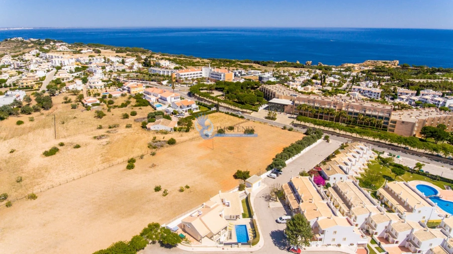 Moradia T5 para Venda em Albufeira e Olhos de Água Foto 7