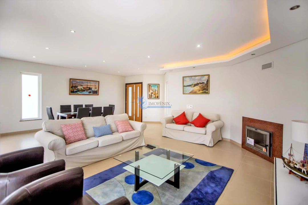 Moradia T5 para Venda em Albufeira e Olhos de Água Foto 16