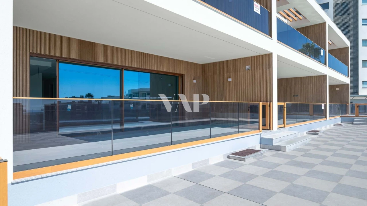 Apartamento T2 para Venda em Quarteira Foto 24