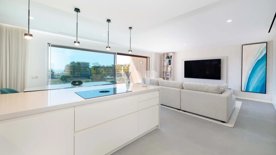 Apartamento T2 para Venda em Quarteira Foto 7
