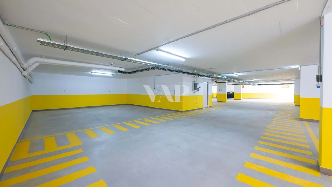 Apartamento T2 para Venda em Quarteira Foto 27