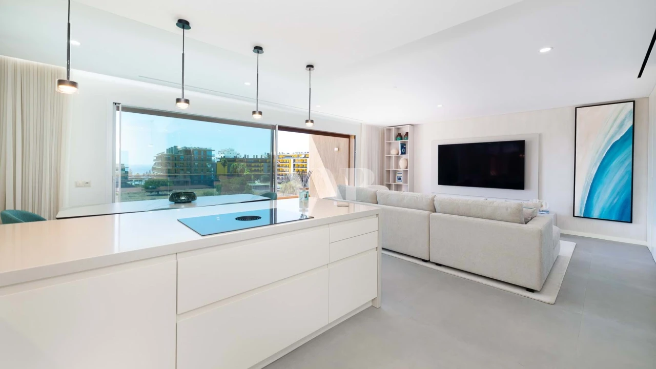 Apartamento T2 para Venda em Quarteira Foto 7