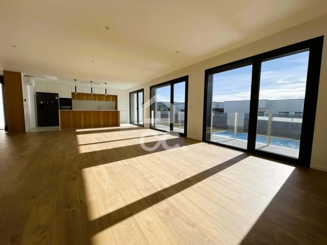 Moradia T3 para Venda em Merelim (São Paio), Panoias e Parada de Tibães Foto 2