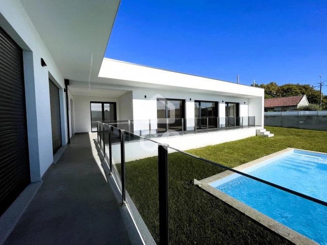 Moradia T3 para Venda em Merelim (São Paio), Panoias e Parada de Tibães Foto 38