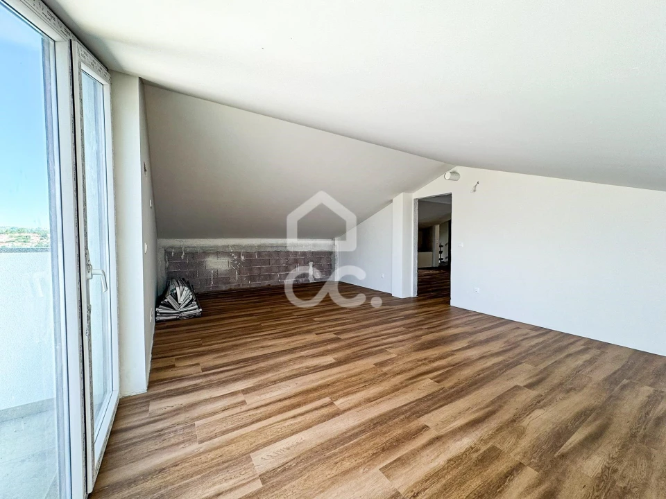 Apartamento T4 para Venda em Viseu Foto 25