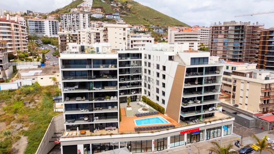 Apartamento T4 para Venda em São Martinho Foto 6