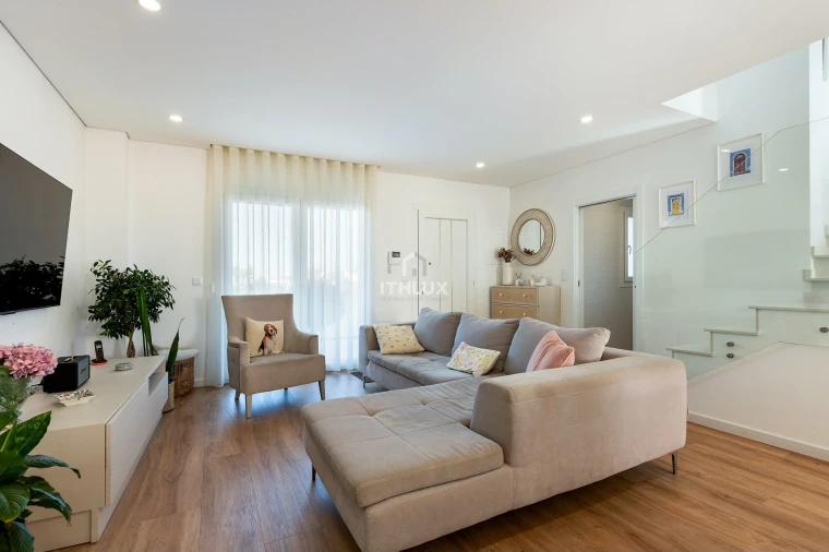 Moradia T3 para Venda em Pinhal Novo Foto 4