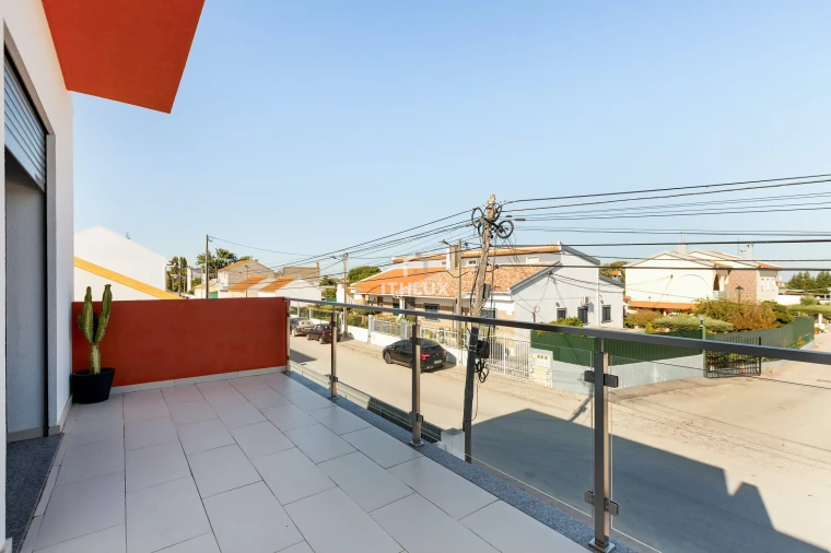 Moradia T3 para Venda em Pinhal Novo Foto 32