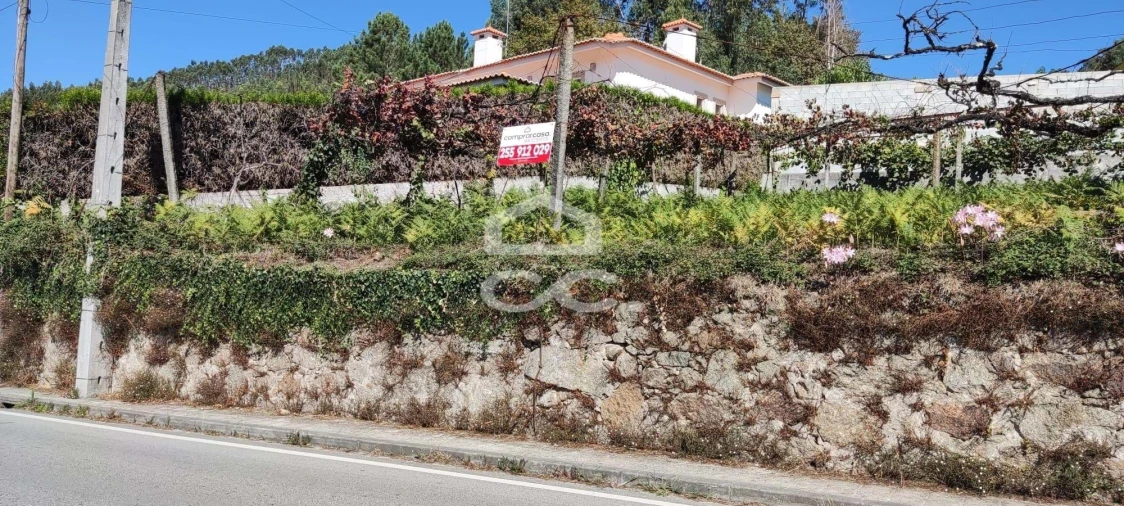 Moradia T4 para Venda em Cernadelo e Lousada (São Miguel e Santa Margarida) Foto 36