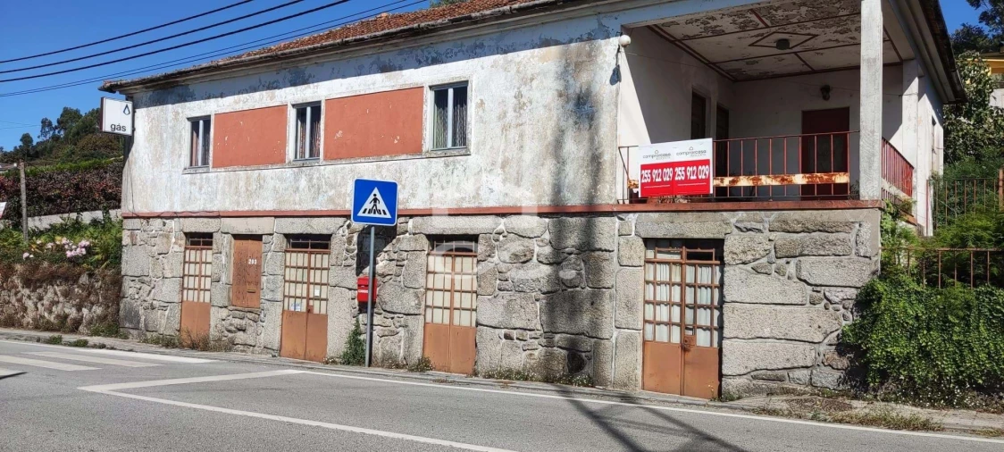 Moradia T4 para Venda em Cernadelo e Lousada (São Miguel e Santa Margarida) Foto 35