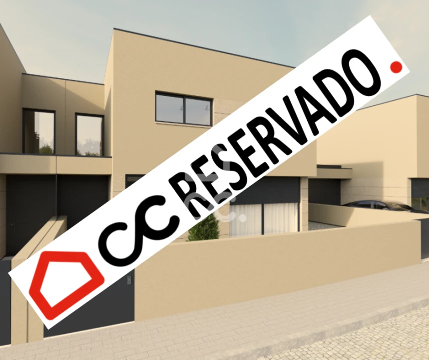 Moradia T3 para Venda em Beire Foto 1