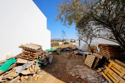 Moradia T4 para Venda em Alvor